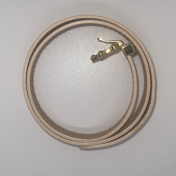 Louis Vuitton Yellow Bracelet - Picture 9 of 12